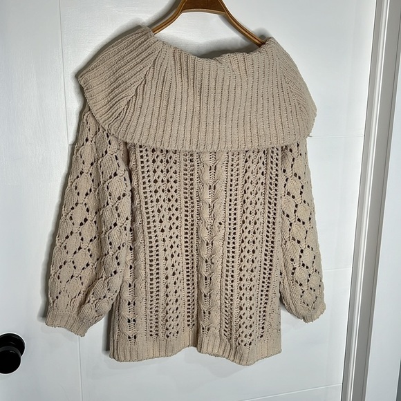 🚩 Moon &  Madison knit crème sweater size medium - Picture 8 of 11